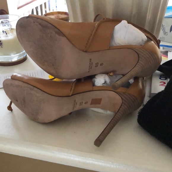 Shoes - Picture 3 of 3